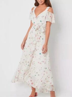🌸NWT Melonie T Romanic Floral Cold-Shoulder Feminine Maxi Dress in White 22W